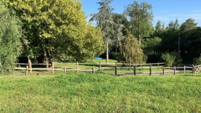 Hascombe Accommodation 외부 사진